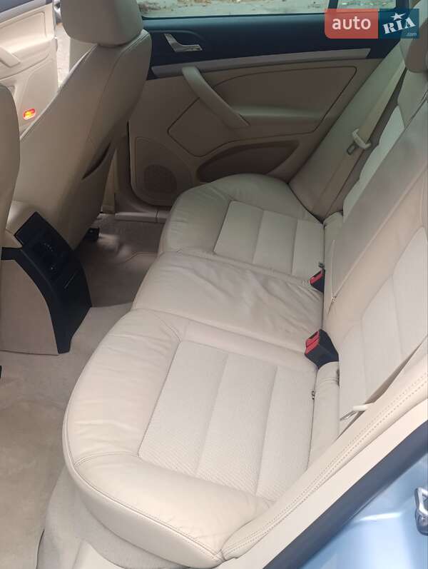 Универсал Skoda Octavia 2009 в Дубно