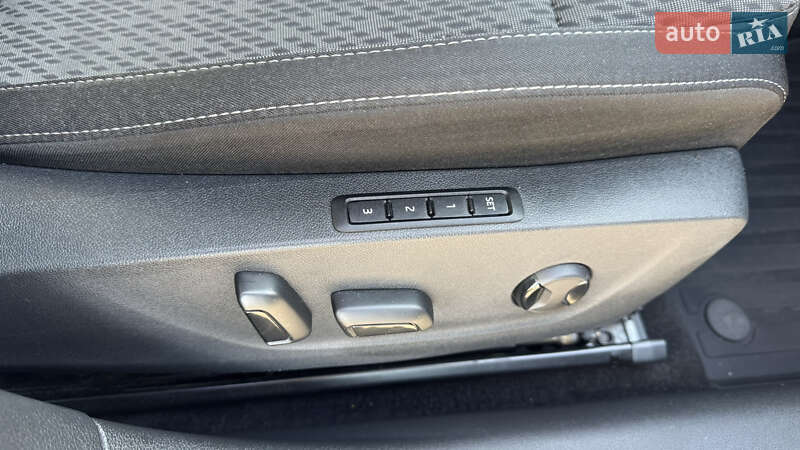 Універсал Skoda Octavia 2023 в Житомирі