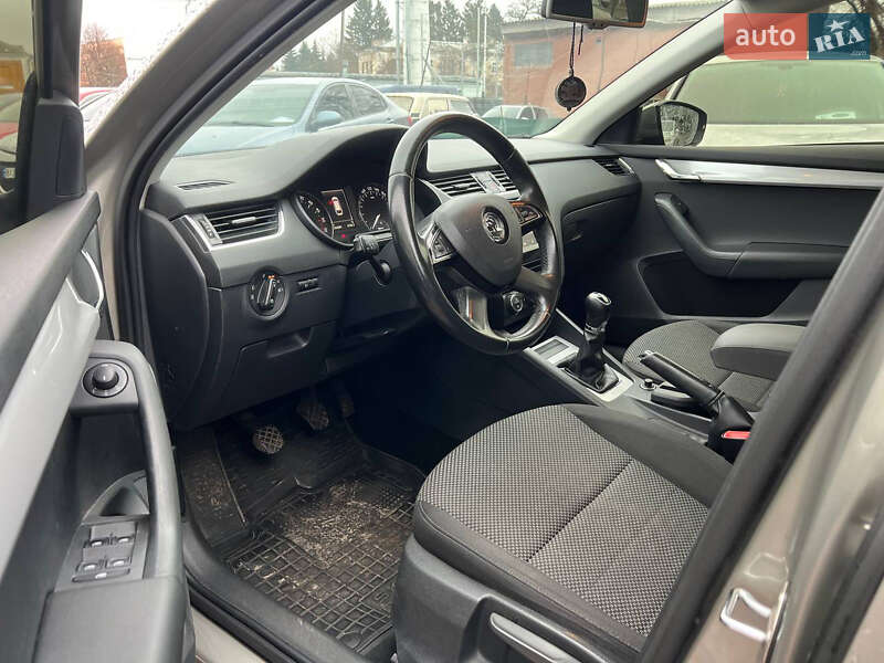 Універсал Skoda Octavia 2014 в Полтаві