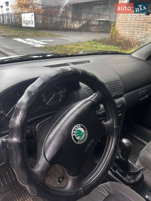 Ліфтбек Skoda Octavia 2006 в Харкові