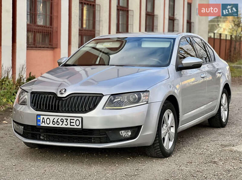 Ліфтбек Skoda Octavia 2013 в Хусті