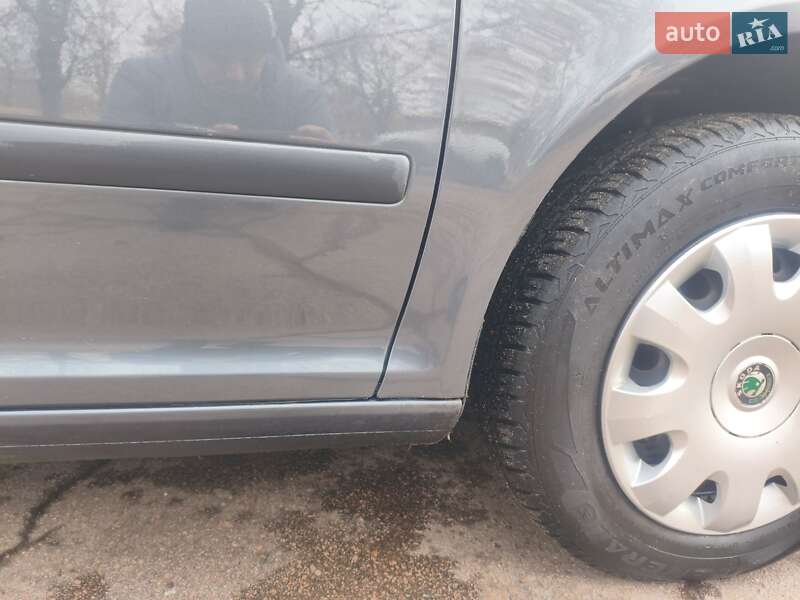 Универсал Skoda Octavia 2007 в Чернигове