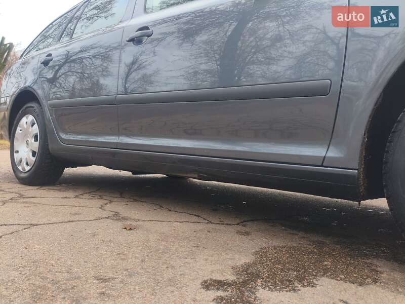 Универсал Skoda Octavia 2007 в Чернигове