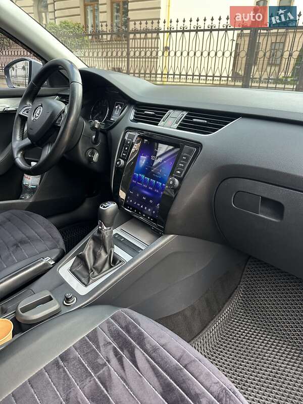 Універсал Skoda Octavia 2015 в Івано-Франківську