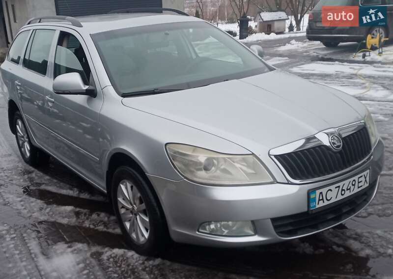 Універсал Skoda Octavia 2009 в Луцьку