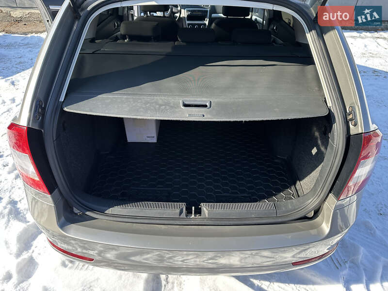 Универсал Skoda Octavia 2009 в Полтаве фото 46 Универсал Skoda Octavia 2009 в Полтаве
