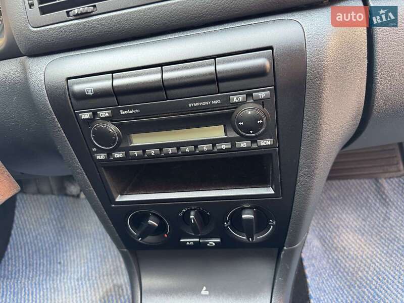 Лифтбек Skoda Octavia 2010 в Киеве фото 10 Лифтбек Skoda Octavia 2010 в Киеве