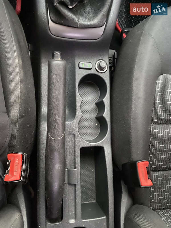 Лифтбек Skoda Octavia 2010 в Ровно