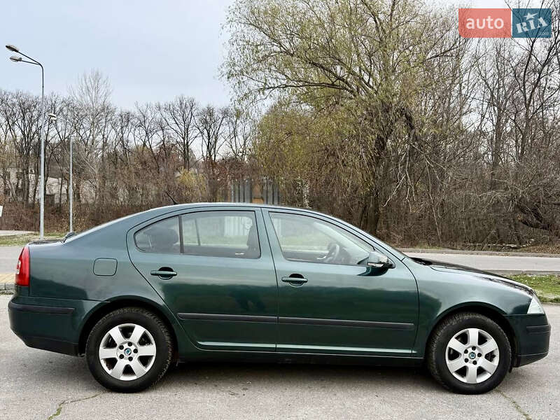 Лифтбек Skoda Octavia 2007 в Днепре