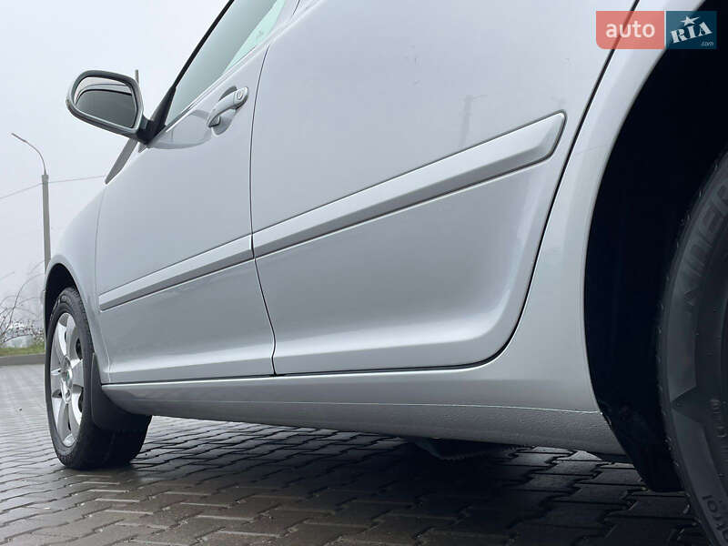 Універсал Skoda Octavia 2010 в Вінниці