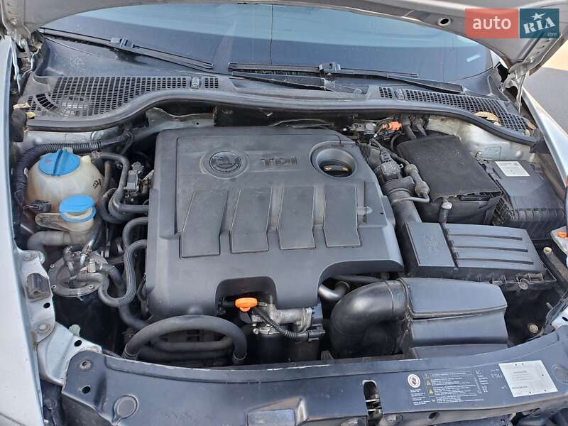 Универсал Skoda Octavia 2010 в Харькове