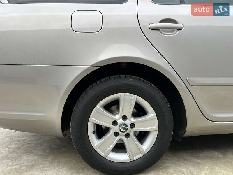 Универсал Skoda Octavia 2010 в Лубнах фото 28 Универсал Skoda Octavia 2010 в Лубнах