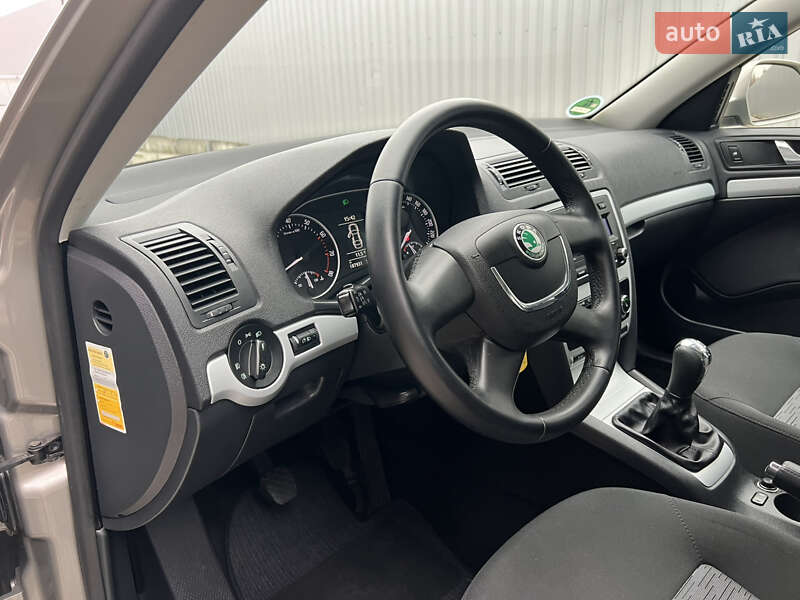 Универсал Skoda Octavia 2010 в Лубнах фото 48 Универсал Skoda Octavia 2010 в Лубнах