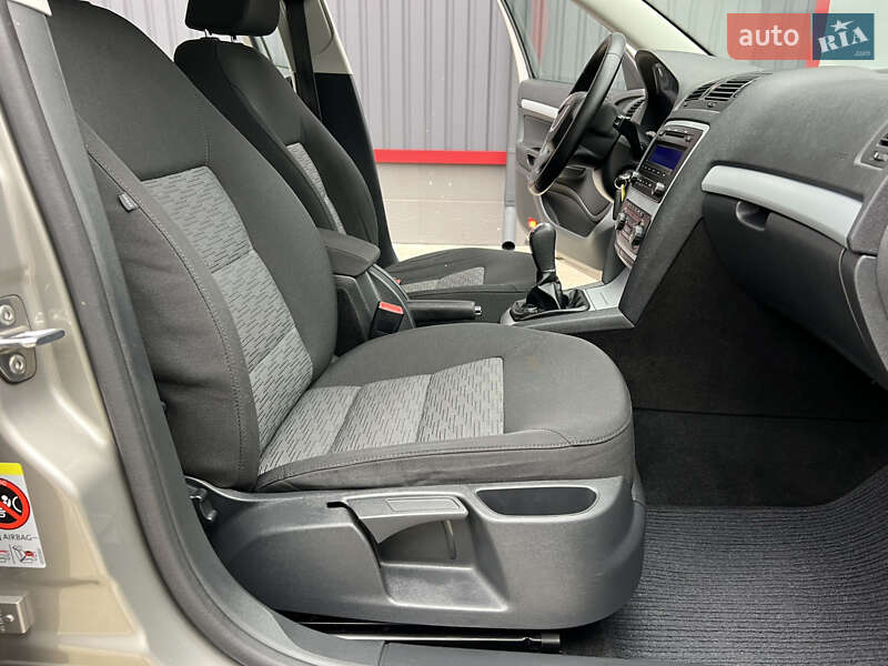 Универсал Skoda Octavia 2010 в Лубнах фото 77 Универсал Skoda Octavia 2010 в Лубнах