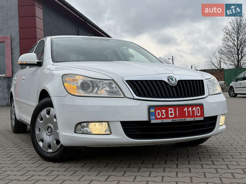 Ліфтбек Skoda Octavia 2009 в Лубнах
