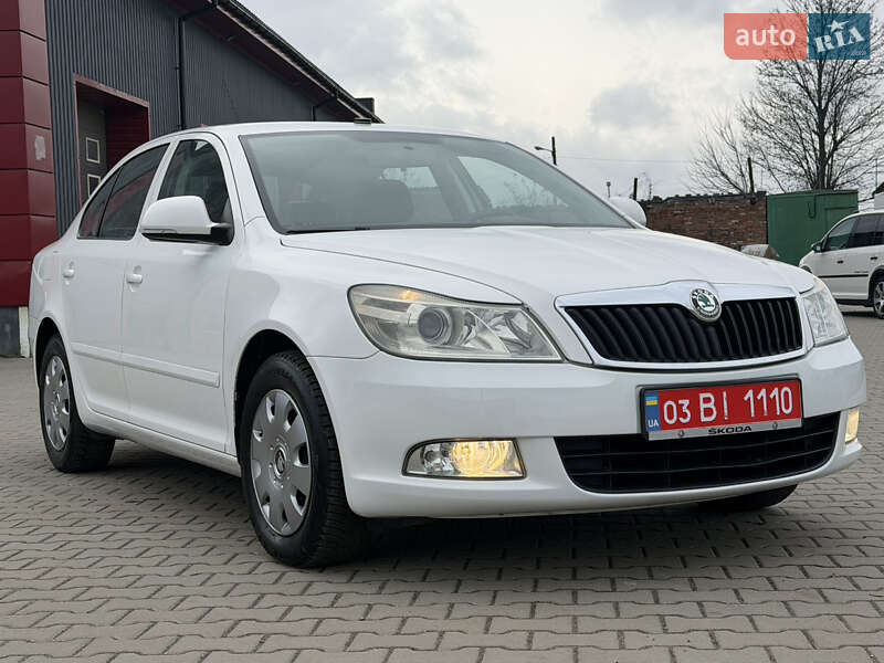 Ліфтбек Skoda Octavia 2009 в Лубнах