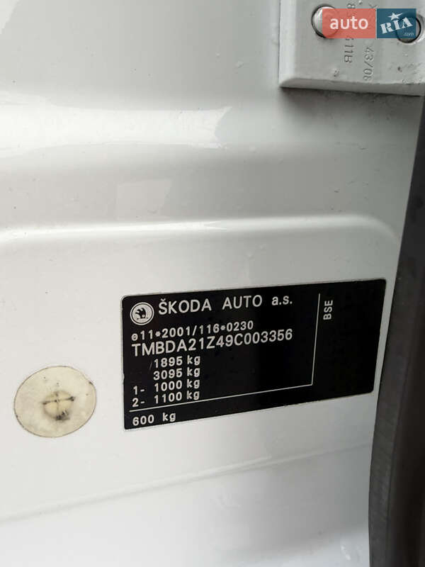 Ліфтбек Skoda Octavia 2009 в Лубнах