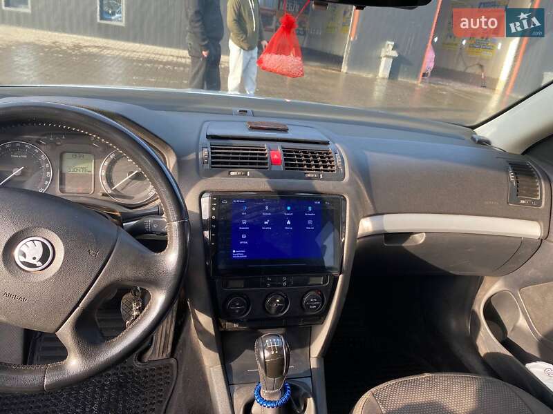 Лифтбек Skoda Octavia 2007 в Днепре