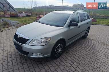 Універсал Skoda Octavia 2009 в Городку