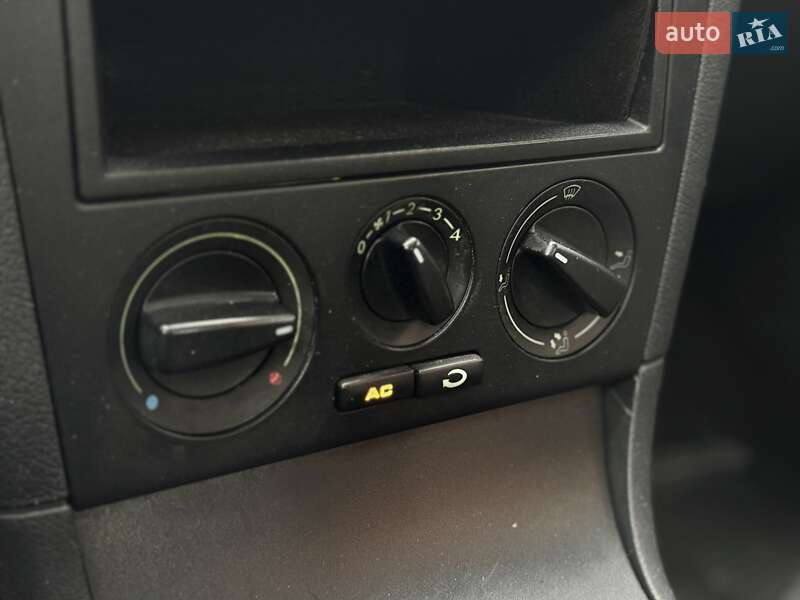 Ліфтбек Skoda Octavia 2007 в Києві фото 14 Ліфтбек Skoda Octavia 2007 в Києві