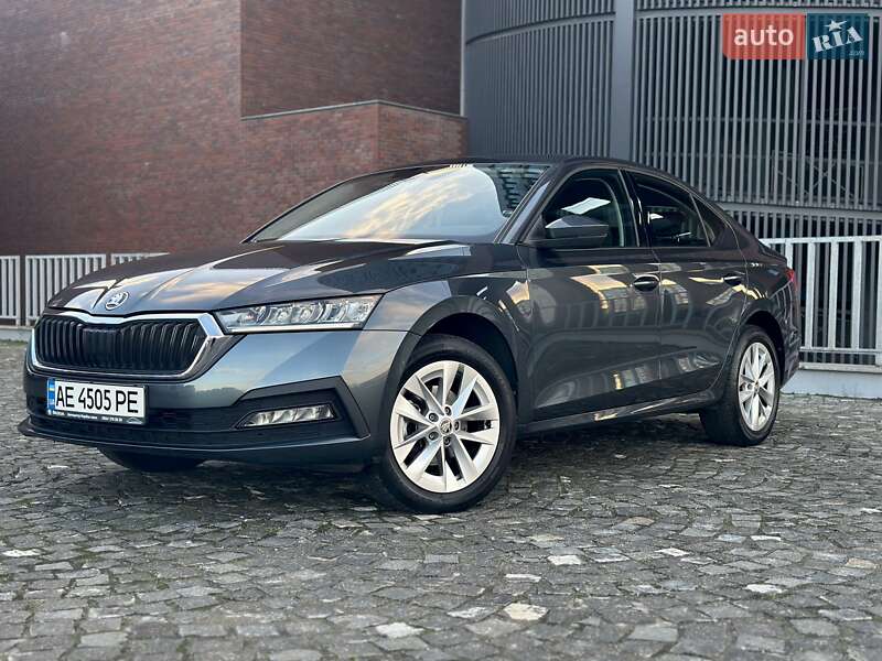 Лифтбек Skoda Octavia 2021 в Днепре