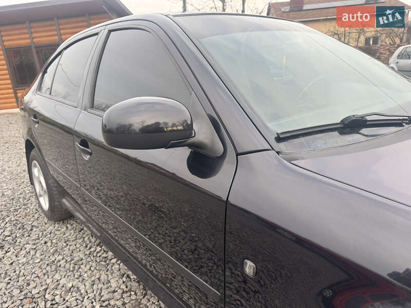 Лифтбек Skoda Octavia 2010 в Хмельницком