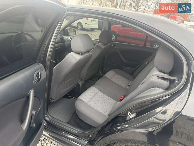 Лифтбек Skoda Octavia 2010 в Хмельницком