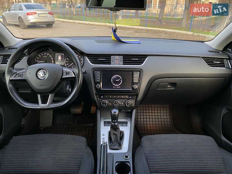 Универсал Skoda Octavia 2015 в Николаеве