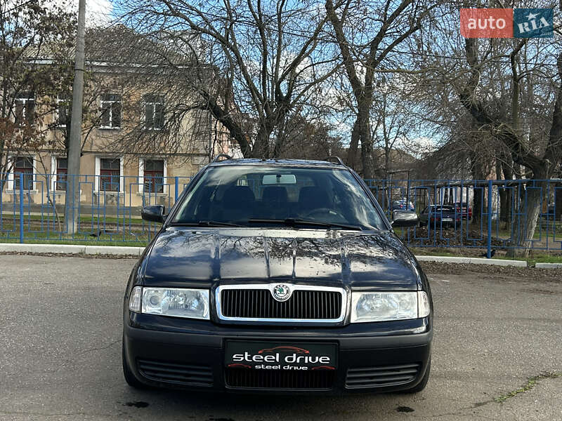 Универсал Skoda Octavia 2004 в Николаеве