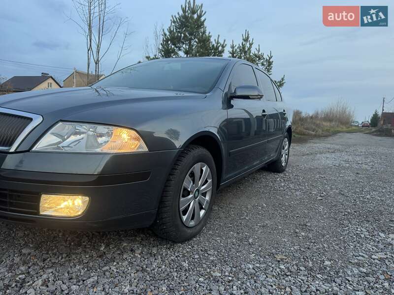 Ліфтбек Skoda Octavia 2004 в Вінниці