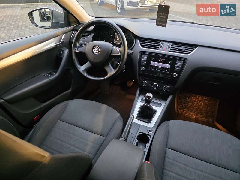 Ліфтбек Skoda Octavia 2015 в Коломиї