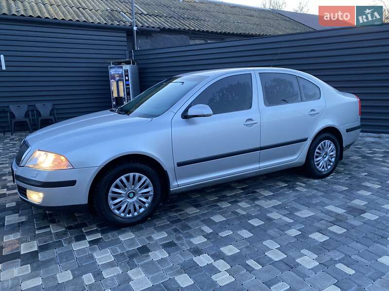 Лифтбек Skoda Octavia 2006 в Николаеве