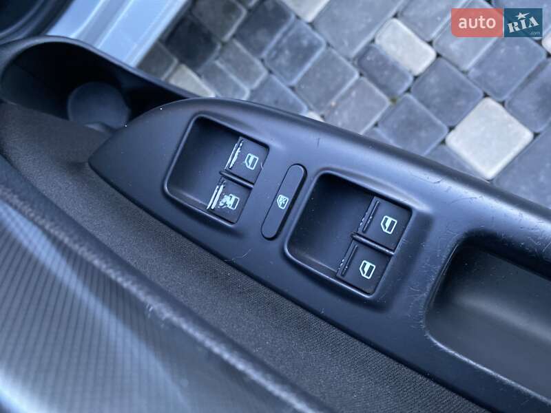 Лифтбек Skoda Octavia 2006 в Николаеве