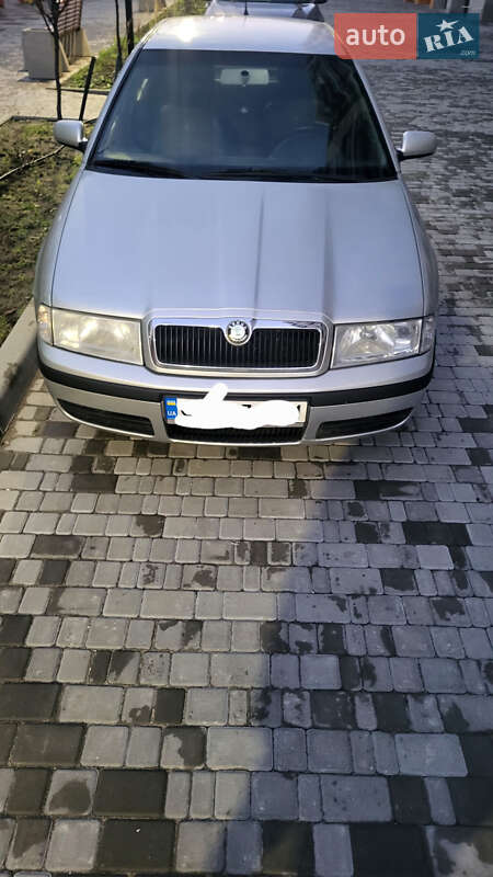 Ліфтбек Skoda Octavia 2002 в Черкасах