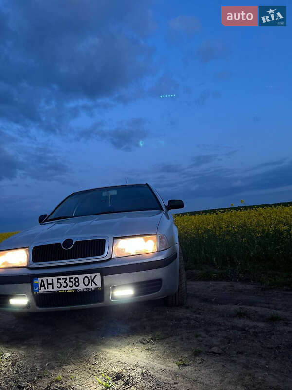 Ліфтбек Skoda Octavia 2001 в Самборі фото 2 Ліфтбек Skoda Octavia 2001 в Самборі