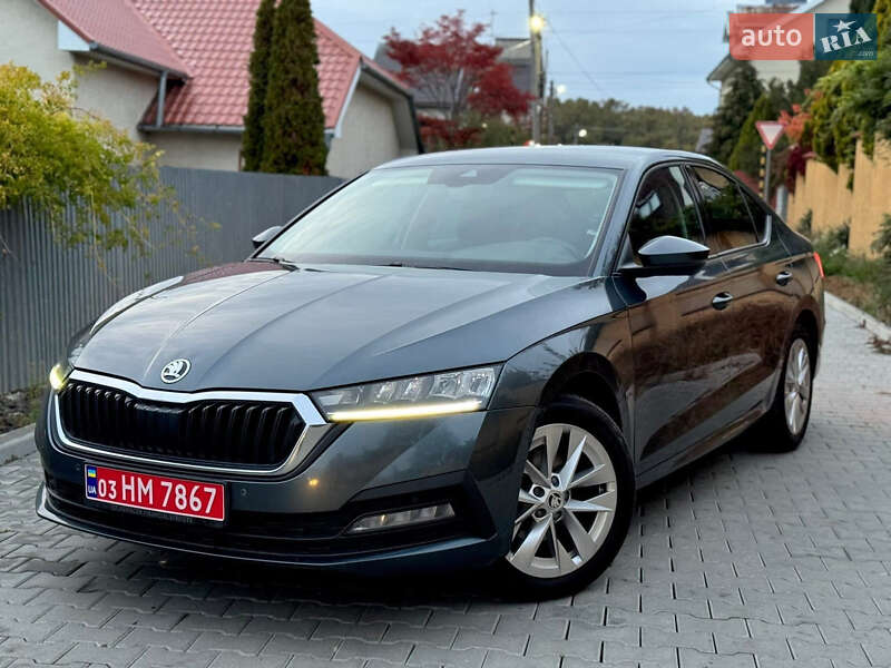 Ліфтбек Skoda Octavia 2021 в Ужгороді