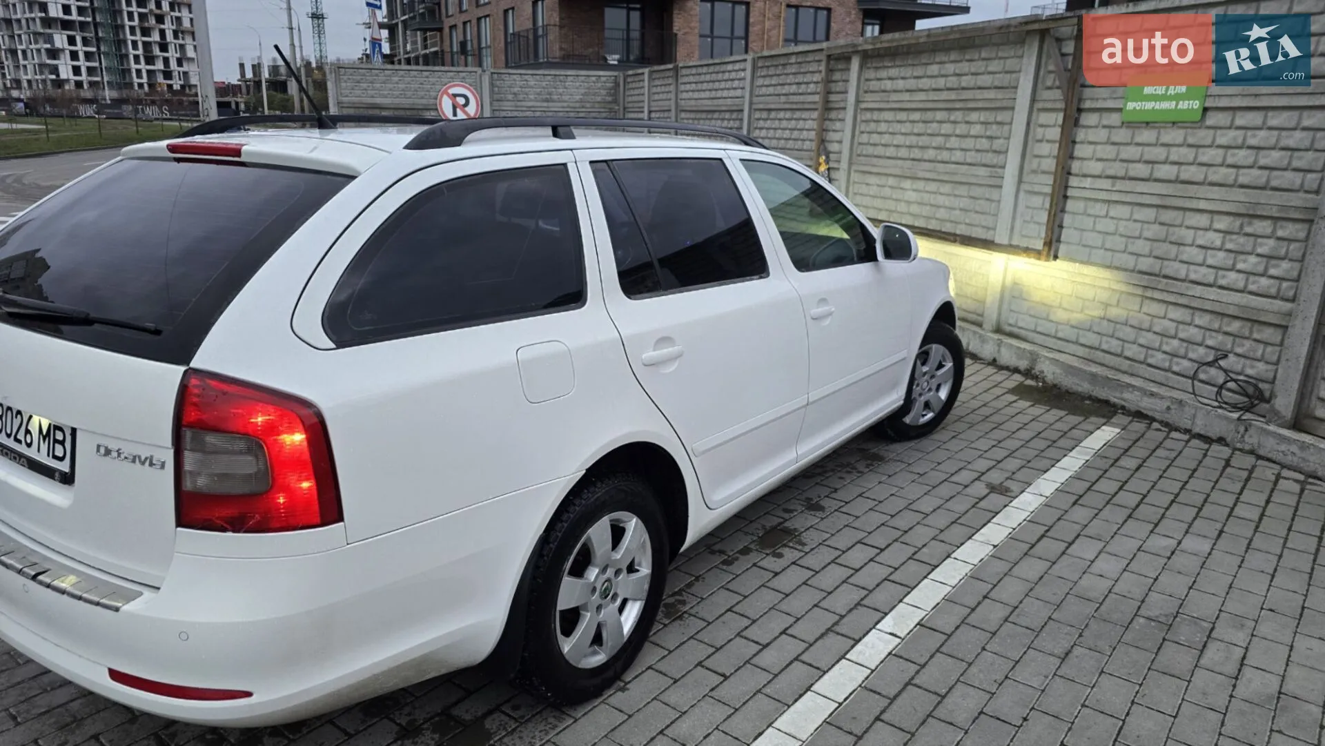 2011 Skoda Octavia - мініатюра 9