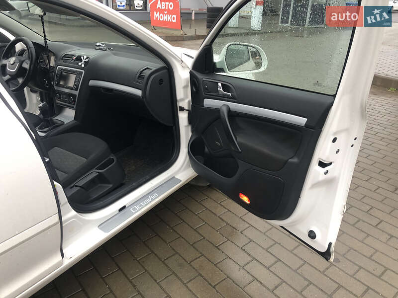 Универсал Skoda Octavia 2009 в Мукачево