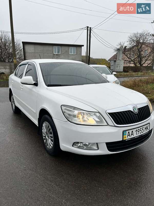 Лифтбек Skoda Octavia 2012 в Николаеве