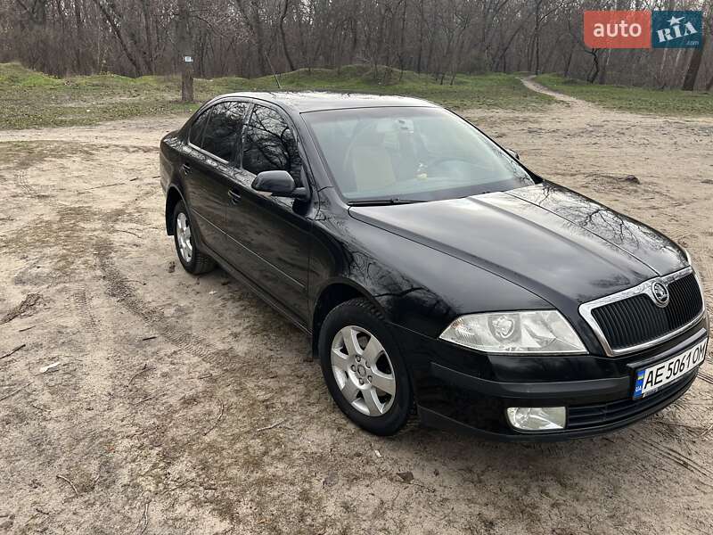 Ліфтбек Skoda Octavia 2006 в Дніпрі