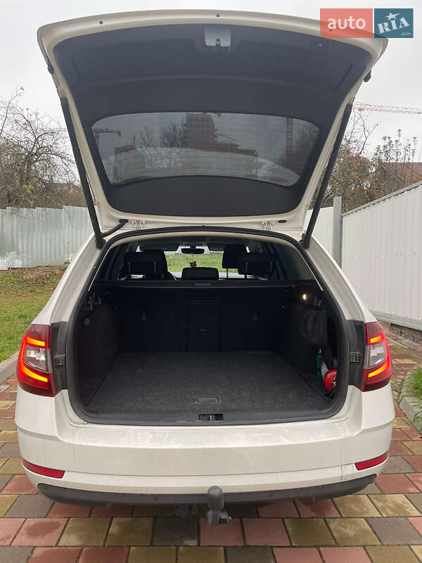 Універсал Skoda Octavia 2017 в Кам'янському