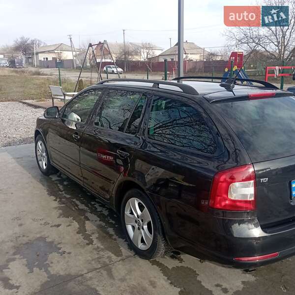 Універсал Skoda Octavia 2010 в Черкаському