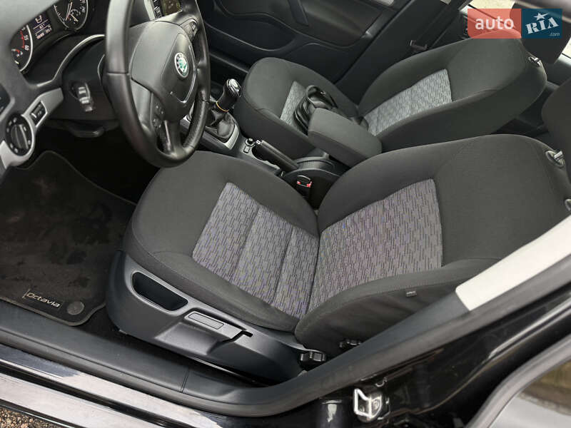 Універсал Skoda Octavia 2013 в Бердичеві