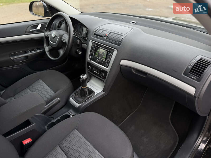 Універсал Skoda Octavia 2013 в Бердичеві