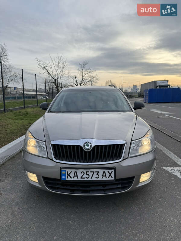 Универсал Skoda Octavia 2010 в Киеве