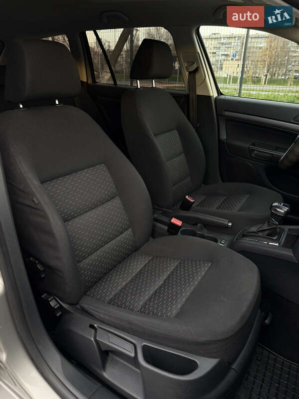 Универсал Skoda Octavia 2010 в Киеве