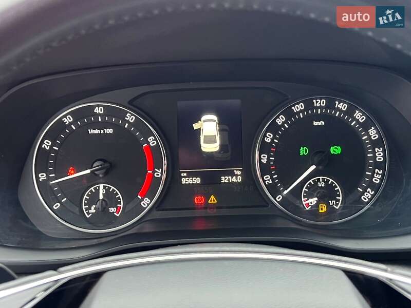 Лифтбек Skoda Octavia 2021 в Киеве