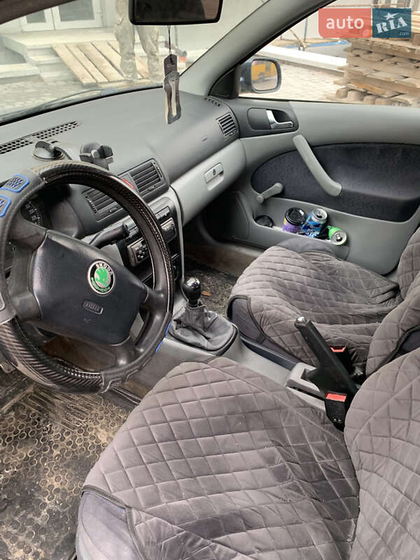 Ліфтбек Skoda Octavia 1999 в Івано-Франківську