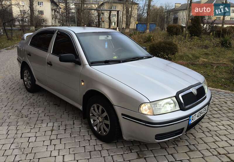 Ліфтбек Skoda Octavia 2003 в Надвірній