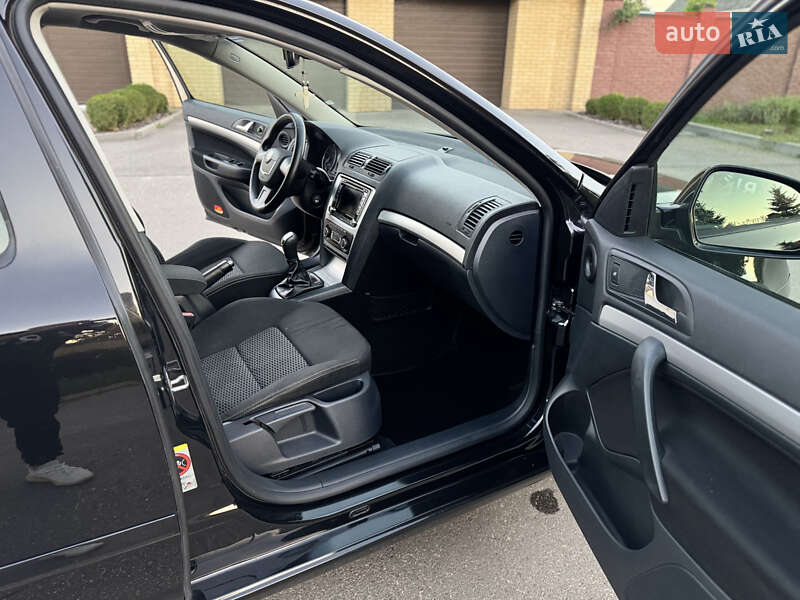 Универсал Skoda Octavia 2009 в Харькове